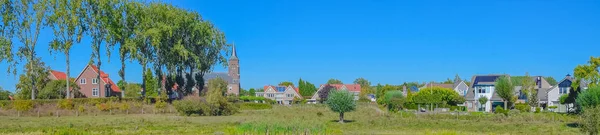 Tradycyjna holenderska wioska Ooij w Holandii — Zdjęcie stockowe