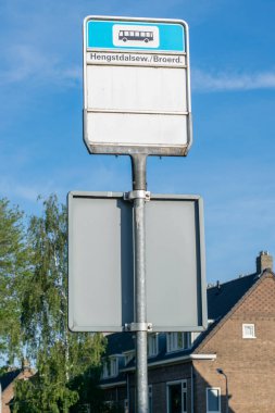 Hollanda 'da boş Hollanda otobüs durağı tabelası