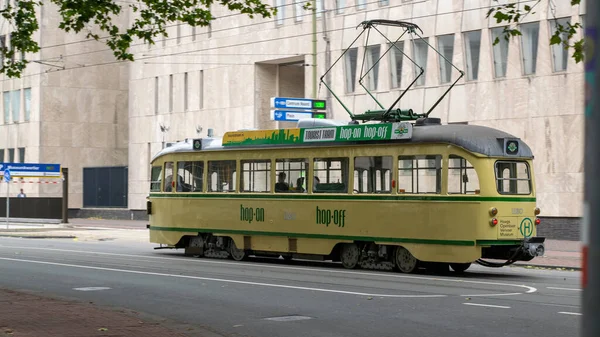 Tram Nella Città Olandese Aia Paesi Bassi — Foto Stock