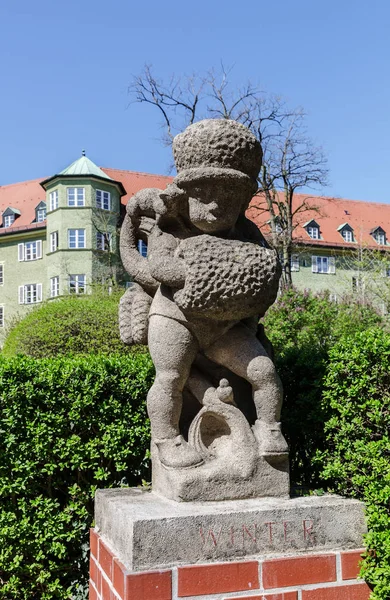 Borstay ilçe, Münih, Almanya şehrin inanılmaz bir alan, evler ve avlular