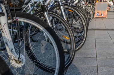 bisiklet yakın çekim ile kiralık bisiklet park