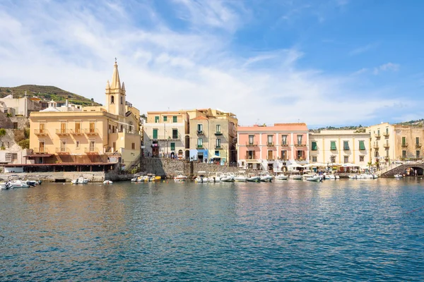 Vista Lipari Desde Marina Corta Islas Eolias Italia —  Fotos de Stock