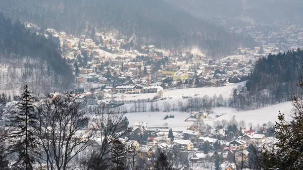 Панорамный Вид Город Щырк Зимой Горы Бескид Польша — стоковое фото