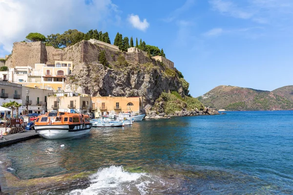 Veduta Del Castello Roccioso Sull Isola Lipari Isole Eolie Italia — Foto Stock