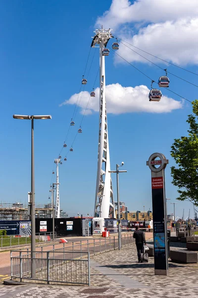 Gondoler för Emirates Air line i London — Stockfoto