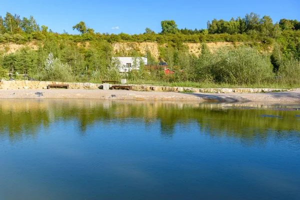 乔沃斯费拉公园的池塘在乔沃斯诺 — 图库照片