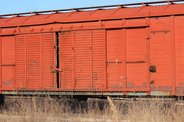 Wagon Old Rusty Freight Train Stands Rails Front Line Sprouted — Stock Photo, Image