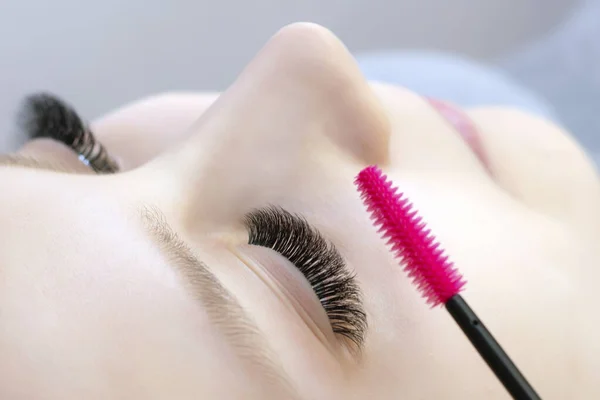 Eyelash Extension Procedure Beautiful Woman Long Eyelashes Beauty Salon Eyelashes — Stock Photo, Image