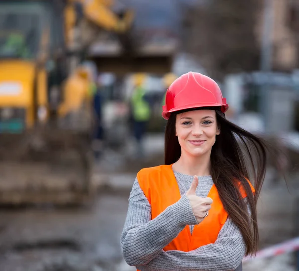 建設現場の女性技術者 — ストック写真