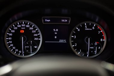 Işıklı araba kontrol paneli