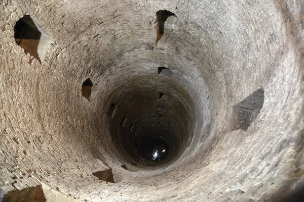 Römischer Brunnen auf der Festung Kalemegdan 2 — Stockfoto