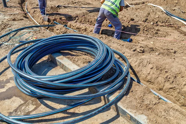 Kupplung Des Polypropylenrohres Ausgehobenen Graben — Stockfoto