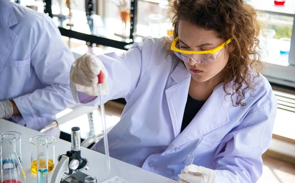 Scientist Biologist Researcher Putting Personal Protective Equipment Prevent Infection Virus — Stock Photo, Image