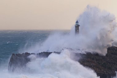 Mouro deniz feneri de Santander (İspanya).