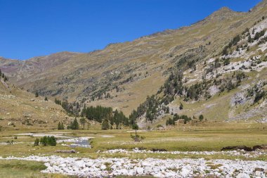 Benasque, Huesca / İspanya; 22 Ağustos 2017. Posets-Maladeta Doğal Parkı bir İspanyol doğal alanıdır. Pireneler 'deki en yüksek iki dağ zirvesini içerir..