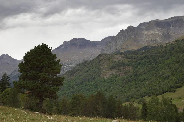 Benasque Huesca Spain 2017 Posets Maladeta Natural Park 스페인의 구역이다 — 스톡 사진