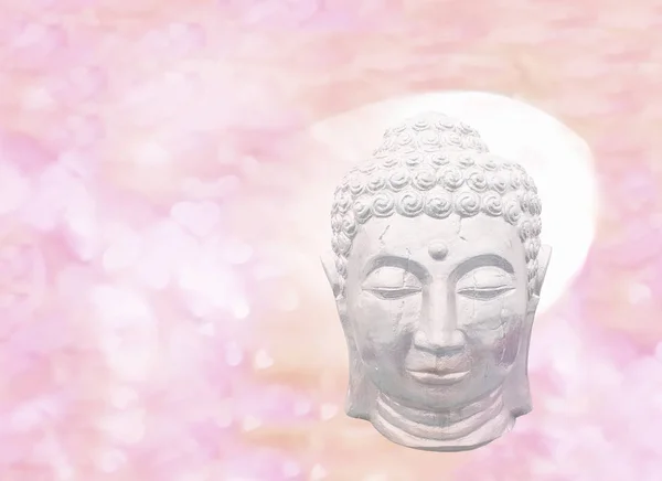 Голова Спящего Будды Абстрактна Нимбом Пастельно Желтом Цветовом Рисунке Сердца — стоковое фото