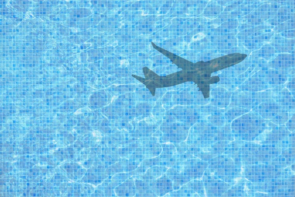Sombra Deixar Avião Decola Sobre Conceito Piscina Vazia Para Voltar — Fotografia de Stock
