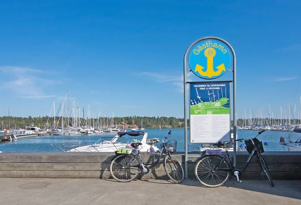 Nynashamn Sweden Iulie 2018 Portul Nynas Portul Bărci Biciclete Mare — Fotografie, imagine de stoc