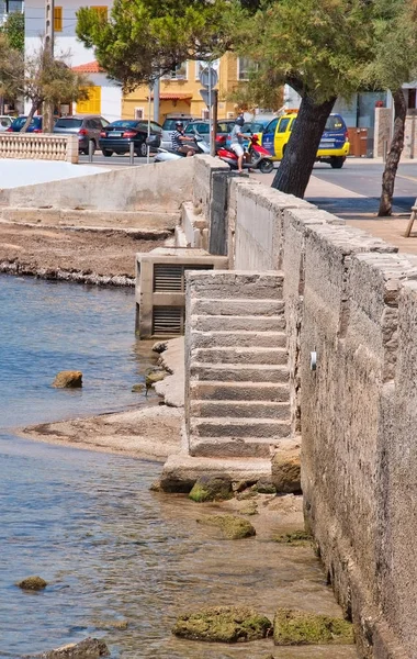 Palma Mallorca Spanje Juli 2012 Cala Gamba Trap Het Water — Stockfoto