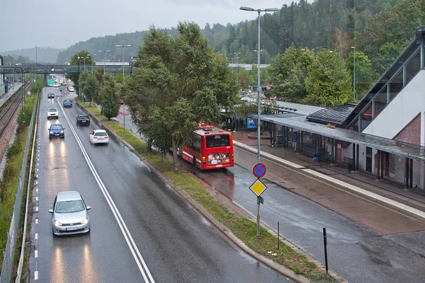 Tumba Svezia Settembre 2018 Traffico Automobilistico Stazione Degli Autobus Sotto — Foto Stock