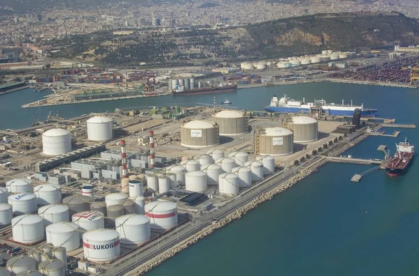Aerial view of petroleum gas and oil depots storage Barcelona — Stock Photo, Image