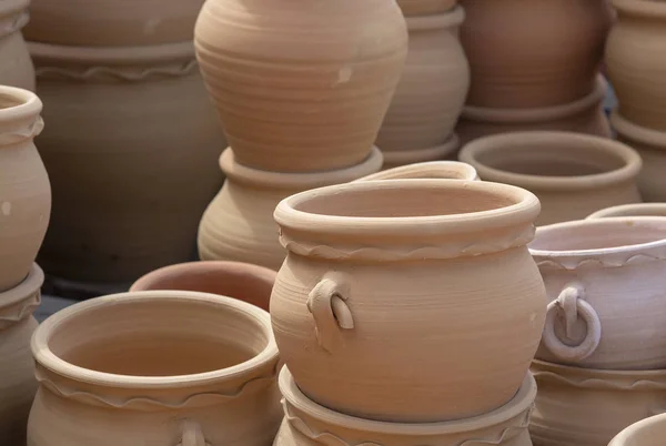 Rustieke terracotta potten — Stockfoto