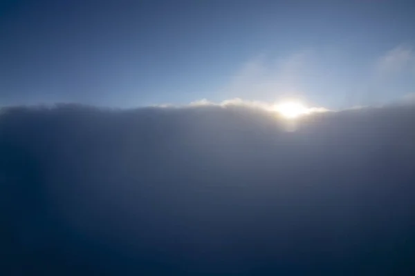 꿈꾸는 공중 구름 풍경 비행 — 스톡 사진