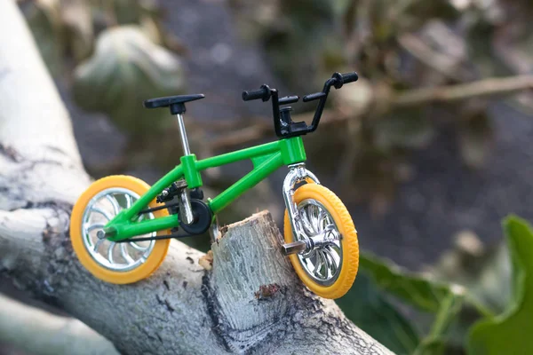 Bike Small Copy Yellow Wheels Green Frame Does Different Tricks — Stock Photo, Image