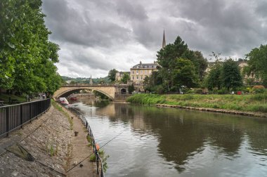 Bath 'daki Avon Nehri.