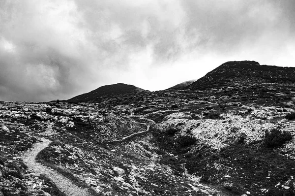 insan zulümleri unutmak değil