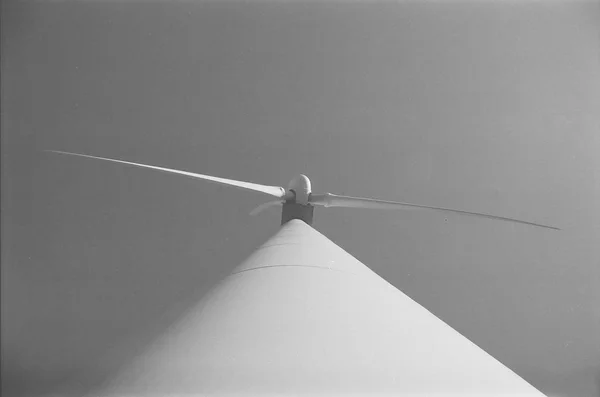 Wind turbines for a more sustainable future bnw number three — Stock Photo, Image