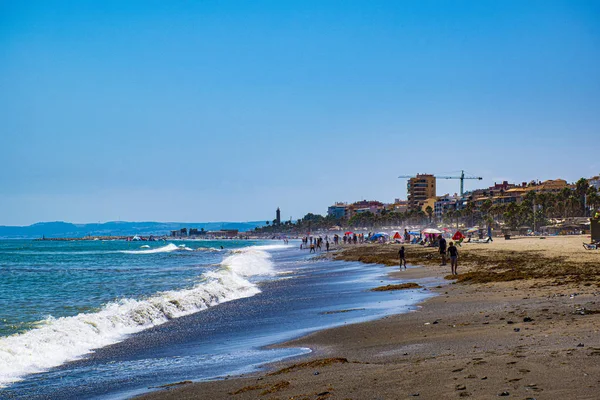 Estepona meer im sommer — Stockfoto