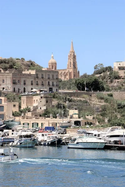 Gozo Malta Juli 2016 Utsikt Från Havet Hamnen Och Templet — Stockfoto