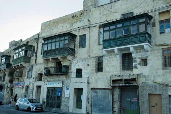 Valletta Malta August 2019 Old Island Typical Residential Building Waterfront — Stock Photo, Image