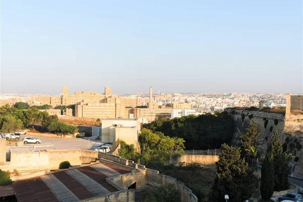 Флориана Мальта Август 2019 Года Здания Стеной Старой Крепости Вид — стоковое фото