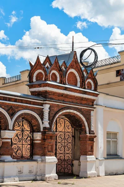 Russia Yaroslavl July 2020 Beautiful Curly Gate Wall Russian Orthodox — Stock Photo, Image
