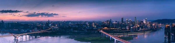 Ein Stadtbild Von Chongqing Der Blauen Stunde — Stockfoto
