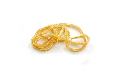 Beyaz bir arka plan üzerine yerleştirilen altın şarkıcı.