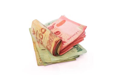 Beyaz arka plan üzerine Tay banknotları. (Kırpma Yolu ile).