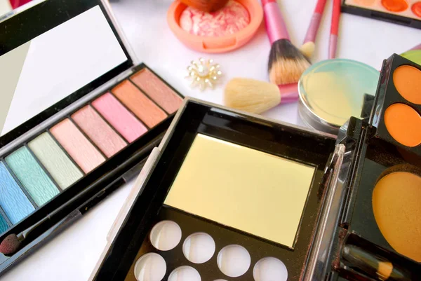 Accesorios Maquillaje Para Esteticista Color Brillante — Foto de Stock