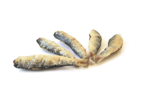 Смажена Солона Риба Білому Тлі Відсічним Контуром — стокове фото