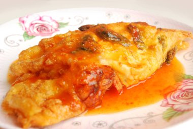 Kızarmış kabuklu deniz ürünleri tayland ünlü bir meze olduğunu.