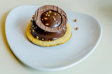 Kalp şeklinde bir tabaktabaktabaktabaktabak tabaktabak tabaktabak tabaktabak. Aşıklar için tatlı