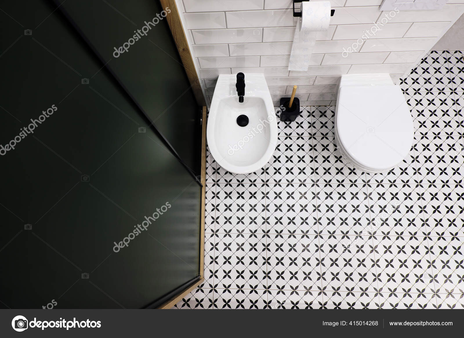 Top View Modern Bathroom Dark Green, Green And White Floor Tiles