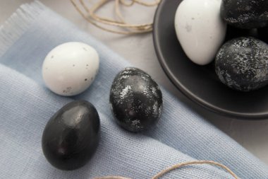 Bıldırcın yumurtası. İskandinav tarzı. Mutlu Paskalyalar. Tebrik paskalya arka plan. 