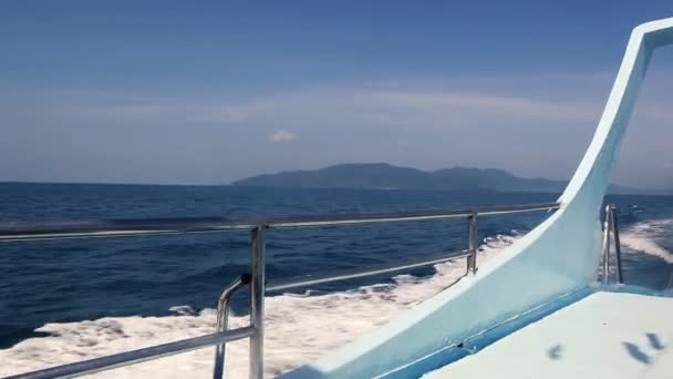 Cámara Tomada Desde Barco Vela Verano — Vídeo de stock