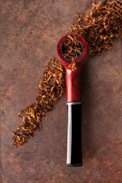 Træ Rør Til Rygning Med Tobak Fra Oven Vintage Overflade - Stock-foto