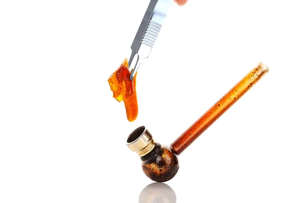 Marijuana Concentrate Shatter Glass Pipe Residue Isolated White Background — Stock Photo, Image