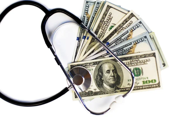 Dolar onlara stetoskop ile.